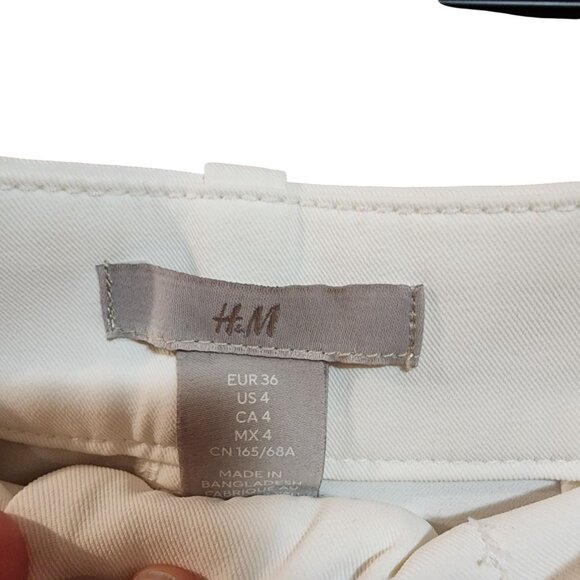 H&M Womens Pleated Wide-Leg White Shorts Size 4 Polyester Blend - Picture 4 of 4